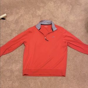 Vinyards Vines pullover - Small
